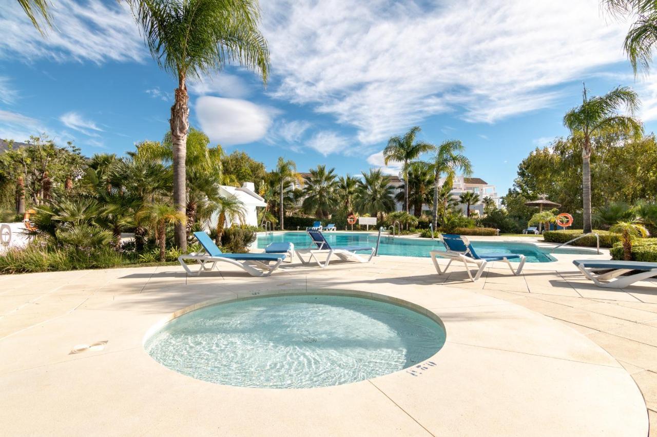 2237-Modern Apt With Private Beach Estepona Exteriör bild