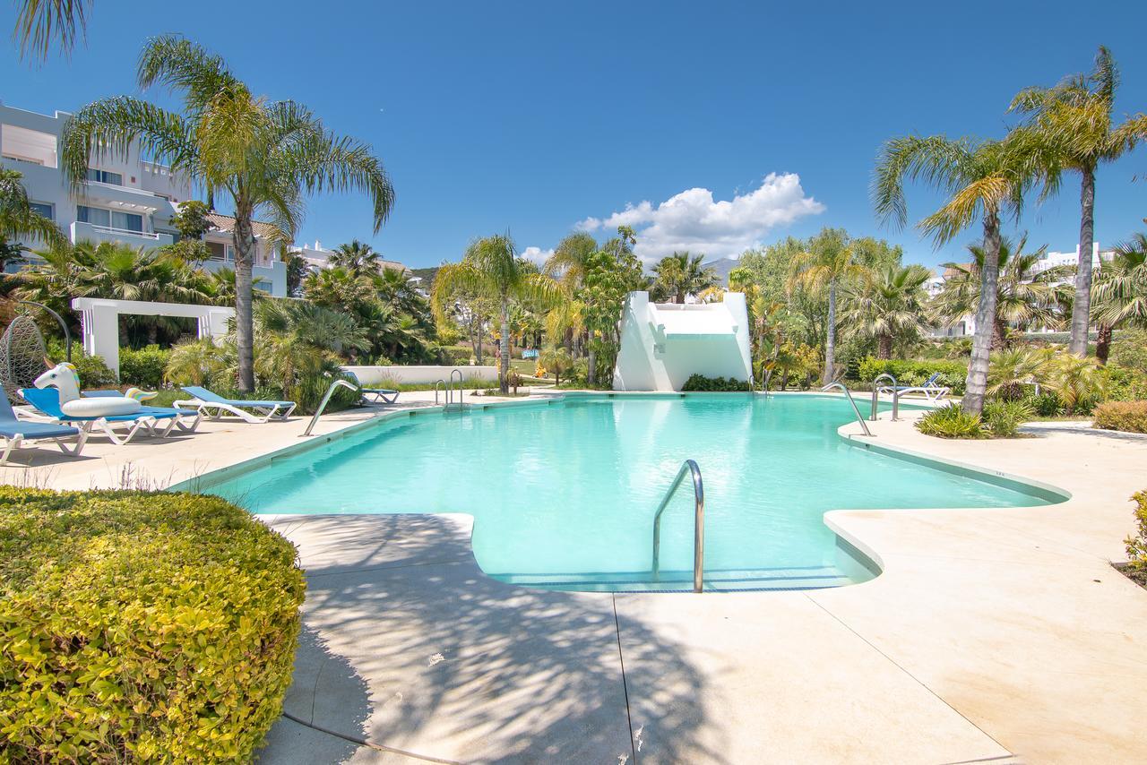 2237-Modern Apt With Private Beach Estepona Exteriör bild